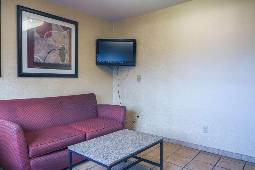 Motel 6-Madison, Wi - East Interior photo